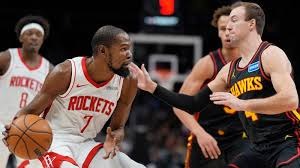 波媒：莱万与巴萨均未确定是否续约，将等到明年再做决定